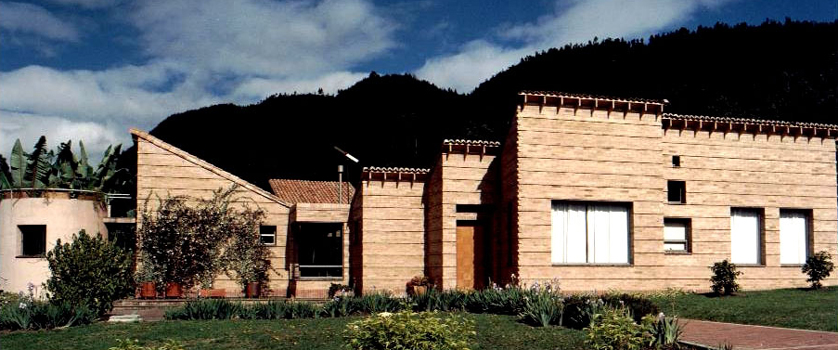 Casa Ñaña :: Cajica, Colombia
