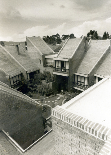 Conjunto Residencial El Retiro :: Bogotá, Colombia | Diseño: Daniel Winograd y Luis Jorge Perry